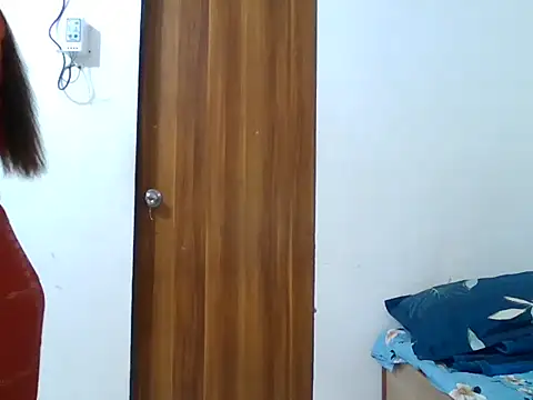 sparkling queen online show from 6, 3, 2025