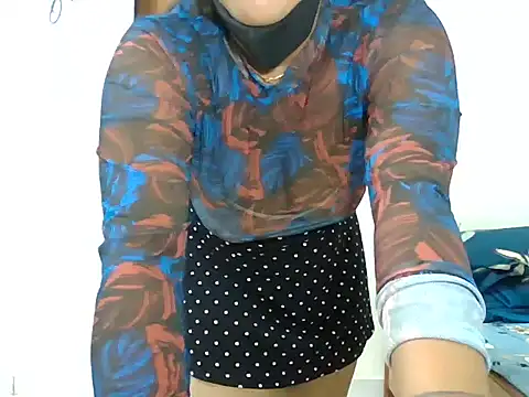 sparkling queen online show from 8, 3, 2025