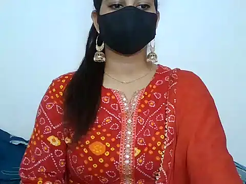 sparkling queen online show from 10, 3, 2025