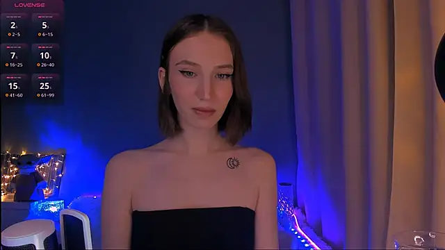 ellaamber online show from 24, 1, 2025