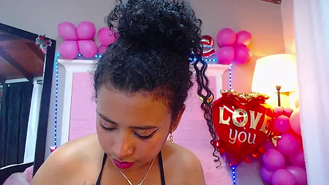 Snapshot of JessyZoe chatting on 21, 2, 2025 JessyZoe online show from 21, 2, 2025