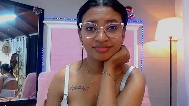 Snapshot of JessyZoe chatting on 12, 3, 2025 JessyZoe online show from 12, 3, 2025