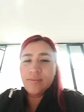 Snapshot of EmaGw chatting on 20, 12, 2025 EmaGw online show from 20, 12, 2025