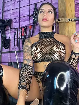 Snapshot of alexia_aitanaa_ chatting on 25, 6, 2026 alexia aitanaa online show from 25, 6, 2026
