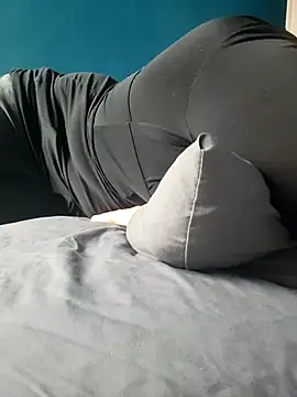 Snapshot of cruellaculdenfer67 chatting on 10, 10, 2025 cruellaculdenfer67 online show from 10, 10, 2025