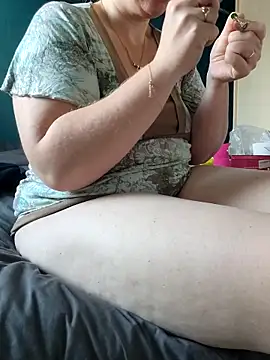 Snapshot of cruellaculdenfer67 chatting on 28, 10, 2025 cruellaculdenfer67 online show from 28, 10, 2025