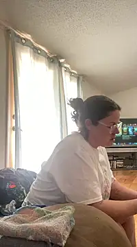 Snapshot of velvetta_ chatting on 8, 3, 2025 velvetta online show from 8, 3, 2025