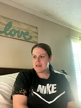 Snapshot of velvetta_ chatting on 13, 9, 2025 velvetta online show from 13, 9, 2025