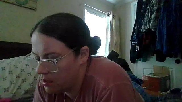Snapshot of velvetta_ chatting on 26, 10, 2025 velvetta online show from 26, 10, 2025