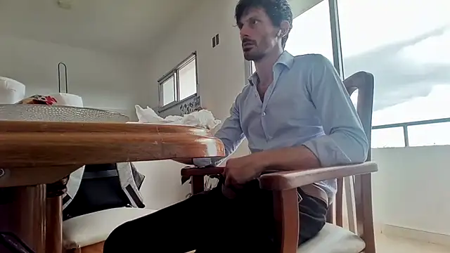 nicolaaaaas online show from 14, 3, 2025