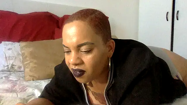 Snapshot of Rose_Gold_0503 chatting on 7, 12, 2024 Rose Gold 0503 online show from 7, 12, 2024