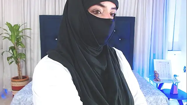 Snapshot of Uzra_hayed chatting on 4, 3, 2025 Uzra hayed online show from 4, 3, 2025