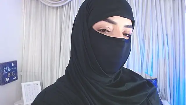 Snapshot of Uzra_hayed chatting on 30, 9, 2025 Uzra hayed online show from 30, 9, 2025