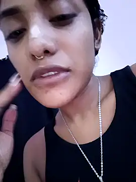 Snapshot of VictoireFeller chatting on 13, 10, 2025 VictoireFeller online show from 13, 10, 2025