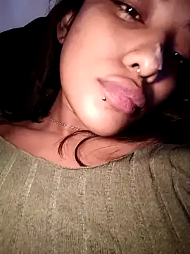 Snapshot of VictoireFeller chatting on 19, 10, 2025 VictoireFeller online show from 19, 10, 2025