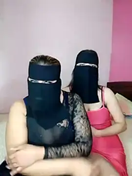 Snapshot of Meral1 chatting on 14, 12, 2025 Meral1 online show from 14, 12, 2025