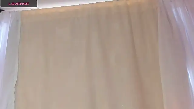 Snapshot of setzuna_ chatting on 17, 10, 2025 setzuna online show from 17, 10, 2025