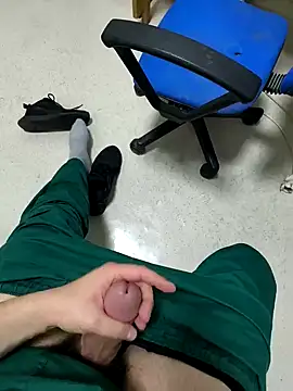 Snapshot of onbifeet chatting on 26, 2, 2025 onbifeet online show from 26, 2, 2025