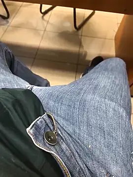 Snapshot of onbifeet chatting on 9, 11, 2025 onbifeet online show from 9, 11, 2025