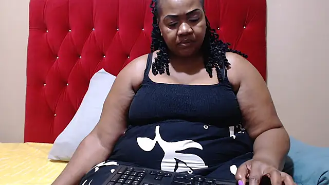 Snapshot of MIGHTYASSS chatting on 15, 4, 2026 MIGHTYASSS online show from 15, 4, 2026