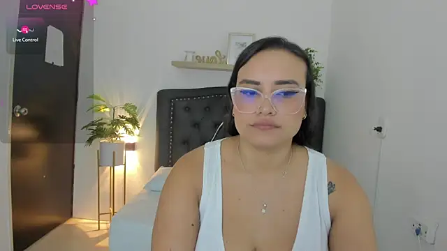 zoe danae  online show from 8, 2, 2025