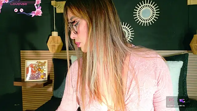 AnnaVictoria   online show from 17, 4, 2026