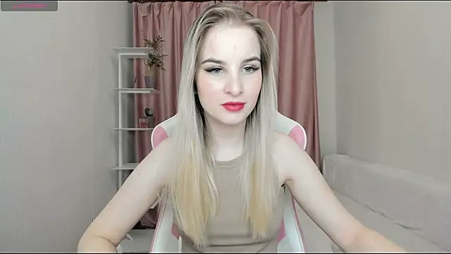 MiraSpaceGirl online show from 4, 12, 2024