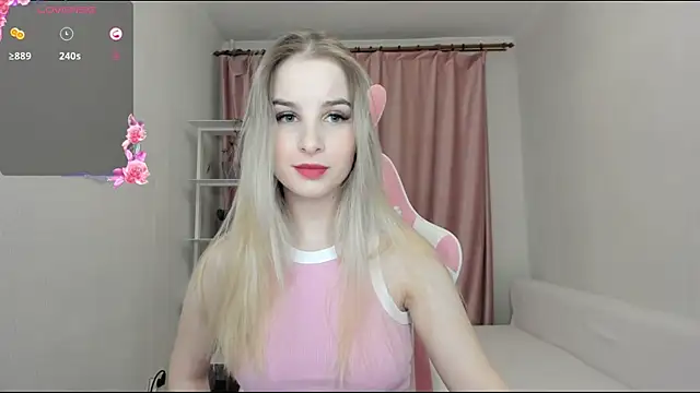 MiraSpaceGirl online show from 5, 1, 2025