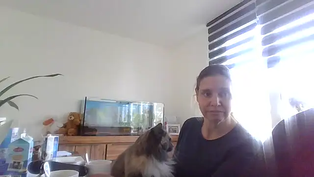 Snapshot of Mir_boobs_ chatting on 3, 11, 2025 Mir boobs online show from 3, 11, 2025