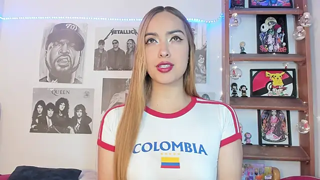 Snapshot of Meowlody chatting on 22, 11, 2025 Meowlody online show from 22, 11, 2025