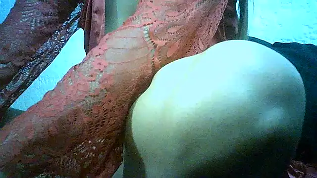 Snapshot of Bellabeltrann chatting on 10, 11, 2025 Bellabeltrann online show from 10, 11, 2025