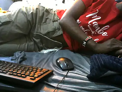 Snapshot of pointy_bloom chatting on 20, 9, 2025 pointy bloom online show from 20, 9, 2025