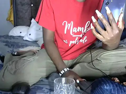 Snapshot of pointy_bloom chatting on 20, 9, 2025 pointy bloom online show from 20, 9, 2025