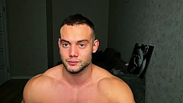 Hasan Muscle  online show from 8, 2, 2025