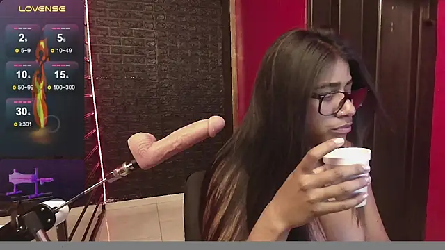 Snapshot of Rubi_boobs_ chatting on 23, 9, 2025 Rubi boobs online show from 23, 9, 2025