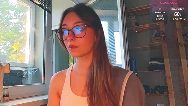 Snapshot of monlight__dana chatting on 27, 5, 2026 monlight dana online show from 27, 5, 2026