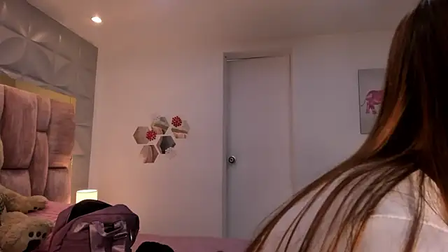 Charlotte Ice1 online show from 2, 3, 2026