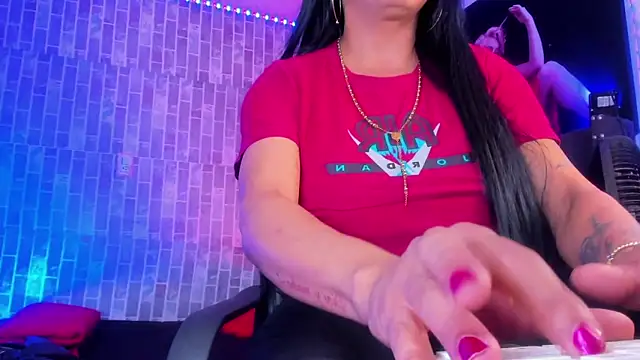 Snapshot of PARADISE_S7S chatting on 18, 1, 2025 PARADISE S7S online show from 18, 1, 2025