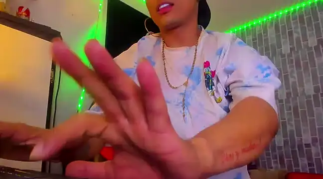 Snapshot of PARADISE_S7S chatting on 1, 2, 2025 PARADISE S7S online show from 1, 2, 2025