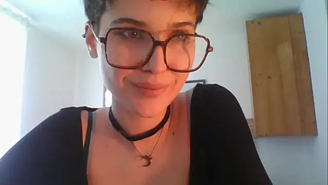 sarah perfect online show from 8, 2, 2026