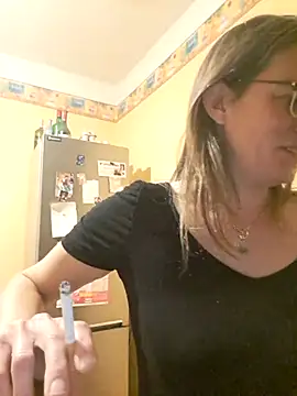 SpiceLea online show from 10, 1, 2025