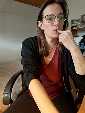 SpiceLea online show from 23, 2, 2025