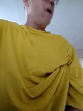 Snapshot of DARemo42O chatting on 8, 3, 2026 DARemo42O online show from 8, 3, 2026
