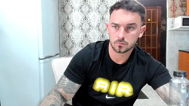 Snapshot of Jonmusclemaster chatting on 11, 5, 2026 Jonmusclemaster online show from 11, 5, 2026