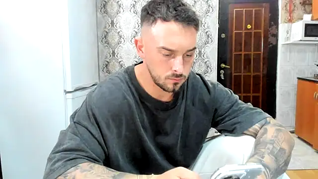 Snapshot of Jonmusclemaster chatting on 22, 5, 2026 Jonmusclemaster online show from 22, 5, 2026
