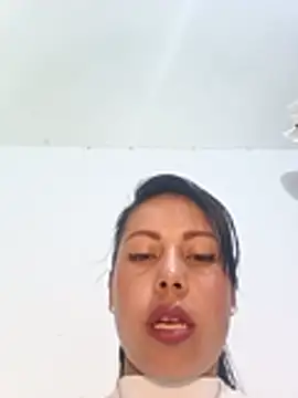  andrea30 online show from 4, 7, 2026