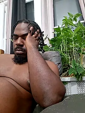 Snapshot of MRHANDSOME3800 chatting on 8, 10, 2025 MRHANDSOME3800 online show from 8, 10, 2025