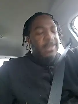 Snapshot of MRHANDSOME3800 chatting on 12, 10, 2025 MRHANDSOME3800 online show from 12, 10, 2025