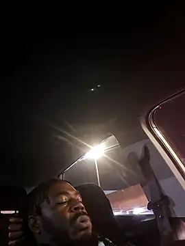 Snapshot of MRHANDSOME3800 chatting on 28, 10, 2025 MRHANDSOME3800 online show from 28, 10, 2025