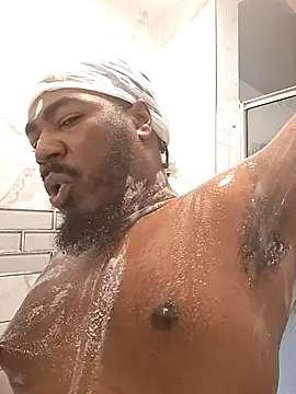 Snapshot of MRHANDSOME3800 chatting on 10, 11, 2025 MRHANDSOME3800 online show from 10, 11, 2025